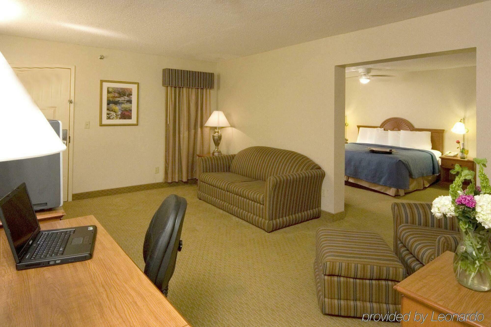 Quality Inn University Lansing Chambre photo